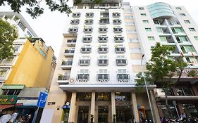 Khách Sạn Viễn Đông